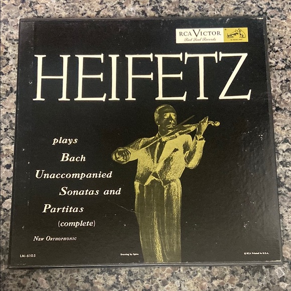 RCA Victor Heifetz Vinyl Record set
